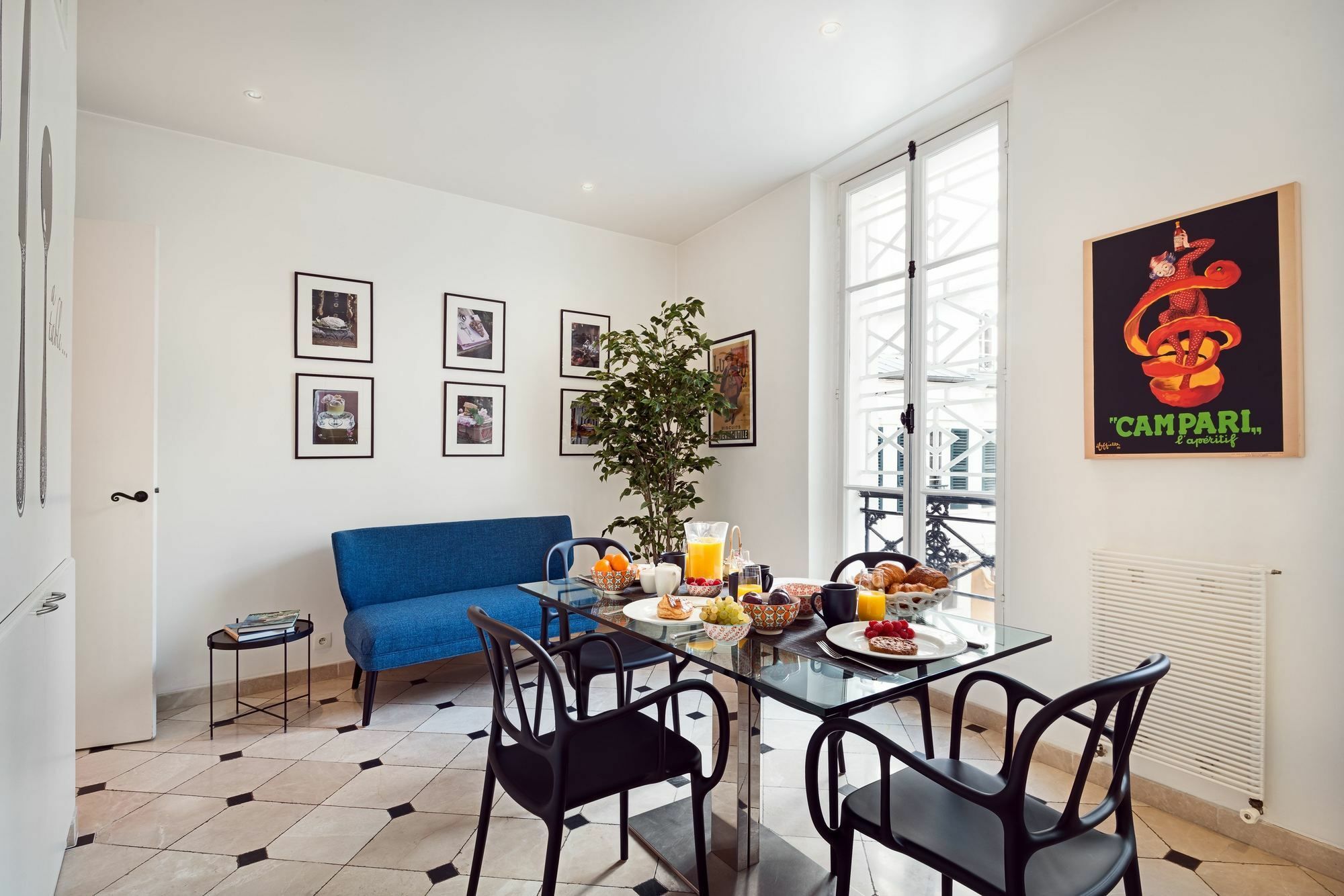 Rue Honore Chevalier - Two Bedroom *